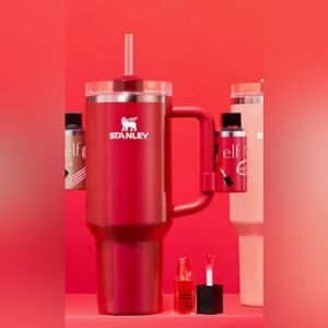 New Stanley Quencher & elf Lip Oil Holder